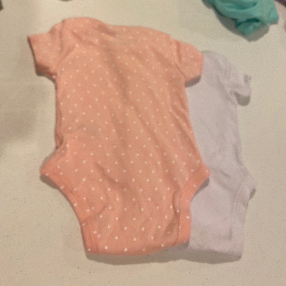 Onsies - Picture 2 of 3